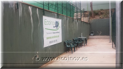 La pista de padel del Club Tennis Guíxols "ECOINOX".